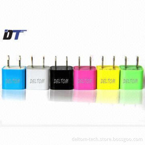 100 to 240V AC Universal USB Travel Charger, Ideal for IPDAs, Digital Cameras and Mobile Phones